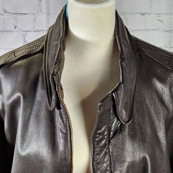 Vintage L.L. BEAN Brown Leather Flight Bomber Jacket - Picture 2 of 12